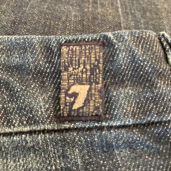 7 For All Manklind Jeans Flared Leg Lightly Distressed "A Pockets" SZ 29 (US 8) - Picture 10 of 14